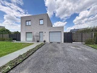 House for sale in Roeselare
