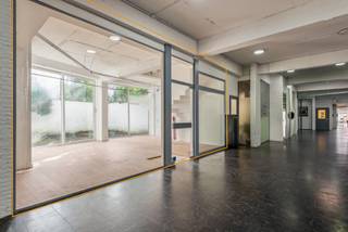 Commercial for rent in Mortsel