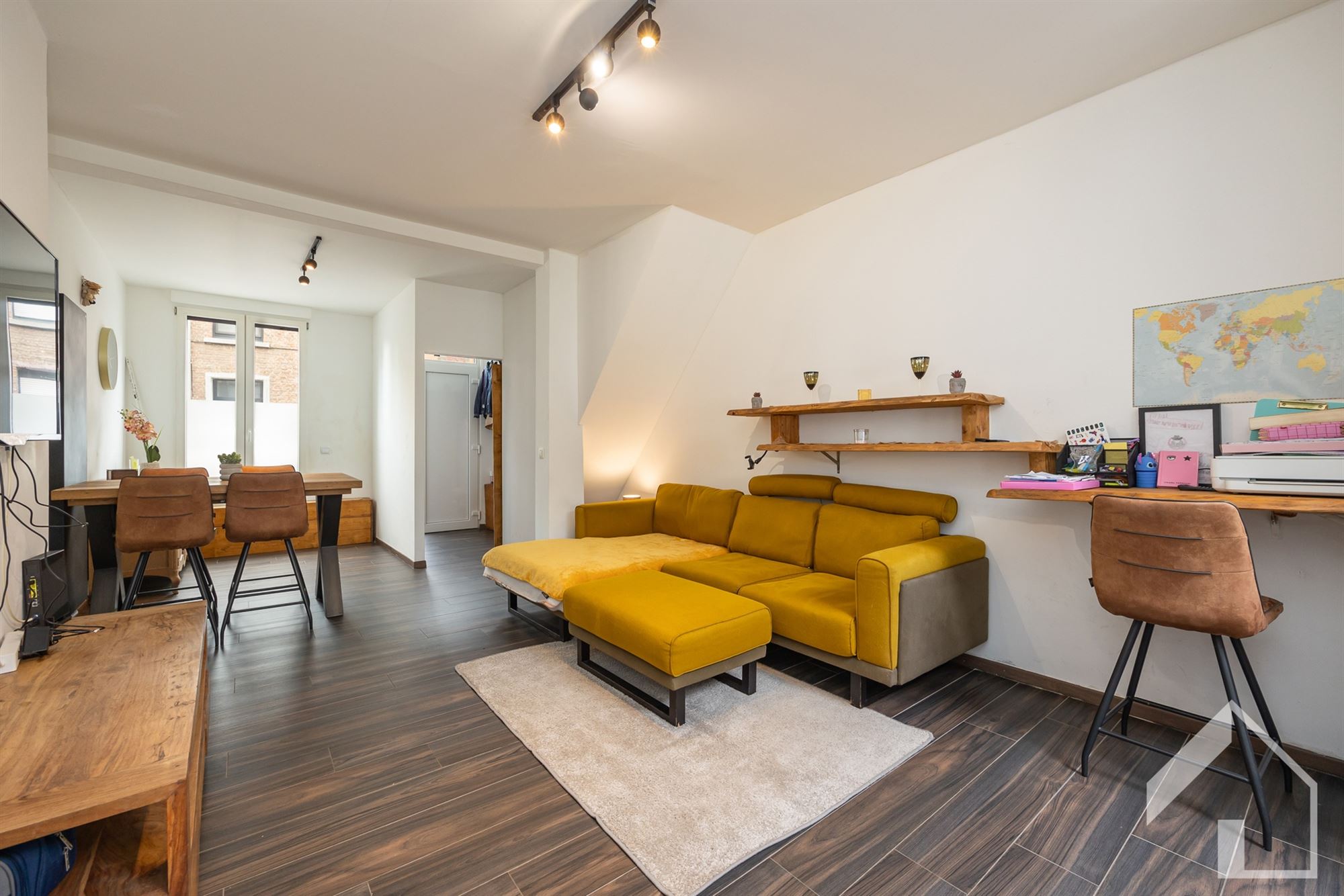 Volledig gerenoveerde stadswoning - foto 5