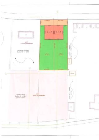 Une belle parcelle de terrain à bâtir pour une construction 3-façades située dans une rue calme (Rue de la Falize) à TubizeLOT 2:Surface du terrain:...