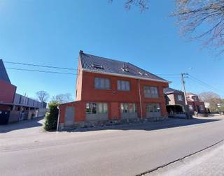 Vraag uw bezoek aan via info@optimusvastgoed.be!TE HUUR: Appartement met 1 slaapkamer te Beringen!Dit appartement bevindt zich op de tweede...