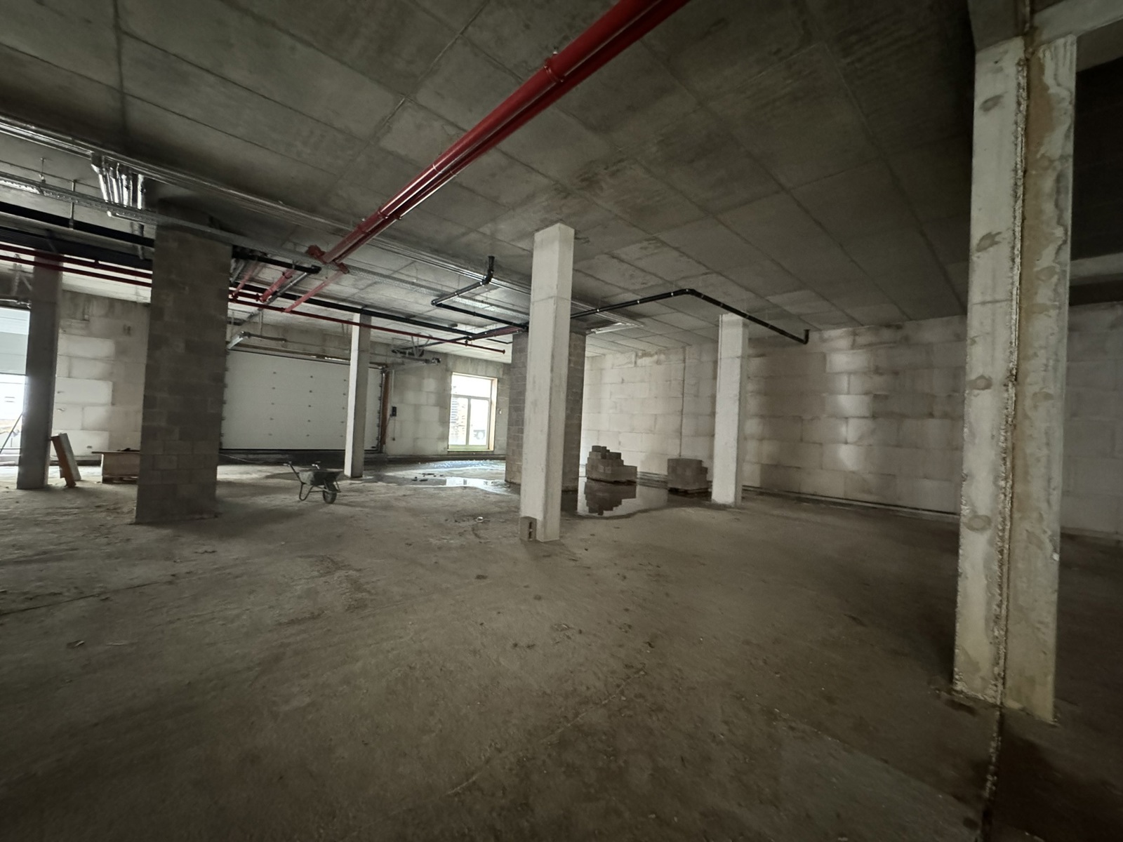 Commercial for rent in Molenbeek-Saint-Jean - photo 4