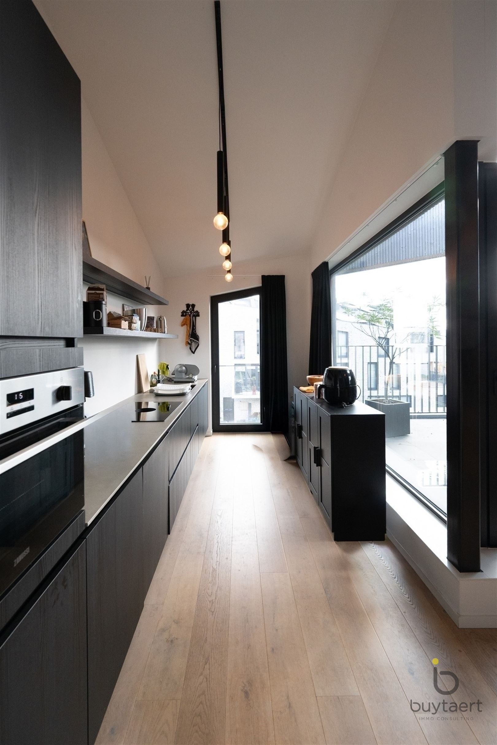 EXCLUSIEF WONEN: LICHTRIJKE PENTHOUSE DUPLEX IN RUSTIGE, GROENE OMGEVING! - foto 5