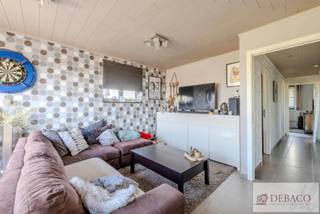 Charmant appartement op de eerste verdieping met 2 slaapkamers in Morkhoven.Dit appartement op de eerste verdieping, gelegen in de dorpskern, bestaat...