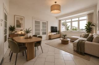 <p><strong>Info &amp; bezoeken – 02 315 51 71</strong><span></span></p>
<p><strong>We Invest Brussels</strong> stelt u met plezier dit <strong>mooie appartement van 83 m²</strong> voor, ideaal gelegen aan de <strong>Henri Strauvenlaan 37</strong>, op de <strong>tweede verdieping</strong> van een verzorgde mede-eigendom, op wandelafstand van het <strong>Rood Klooster</strong>, openbaar vervoer, winkels en alle voorzieningen.</p>
<p>Het appartement beschikt over een lichtrijke woonkamer, een aparte keuken met balkon, twee ruime slaapkamers waarvan één eveneens toegang heeft tot een tweede balkon, en een ruime badkamer.</p>
<p>Het appartement verkeert in <strong>goede algemene staat</strong> en is ideaal als eerste woning of als investering. Het beschikt over een <strong>EPC D</strong> en een <strong>niet-conforme elektrische installatie</strong>.</p>
<p>Dankzij de uitstekende ligging vlak bij het Rood Klooster, winkels, scholen en belangrijke invalswegen is dit een <strong>zeldzame kans</strong> in een zeer gegeerde buurt.</p>
<p><strong>Snel te bezoeken! Een unieke opportuniteit in de wijk.</strong></p>