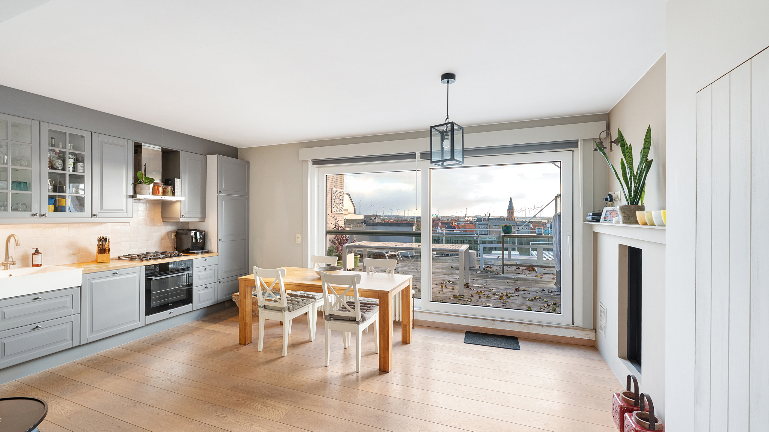 Zonnig penthouse met prachtig uitzicht op water en haven - foto 3