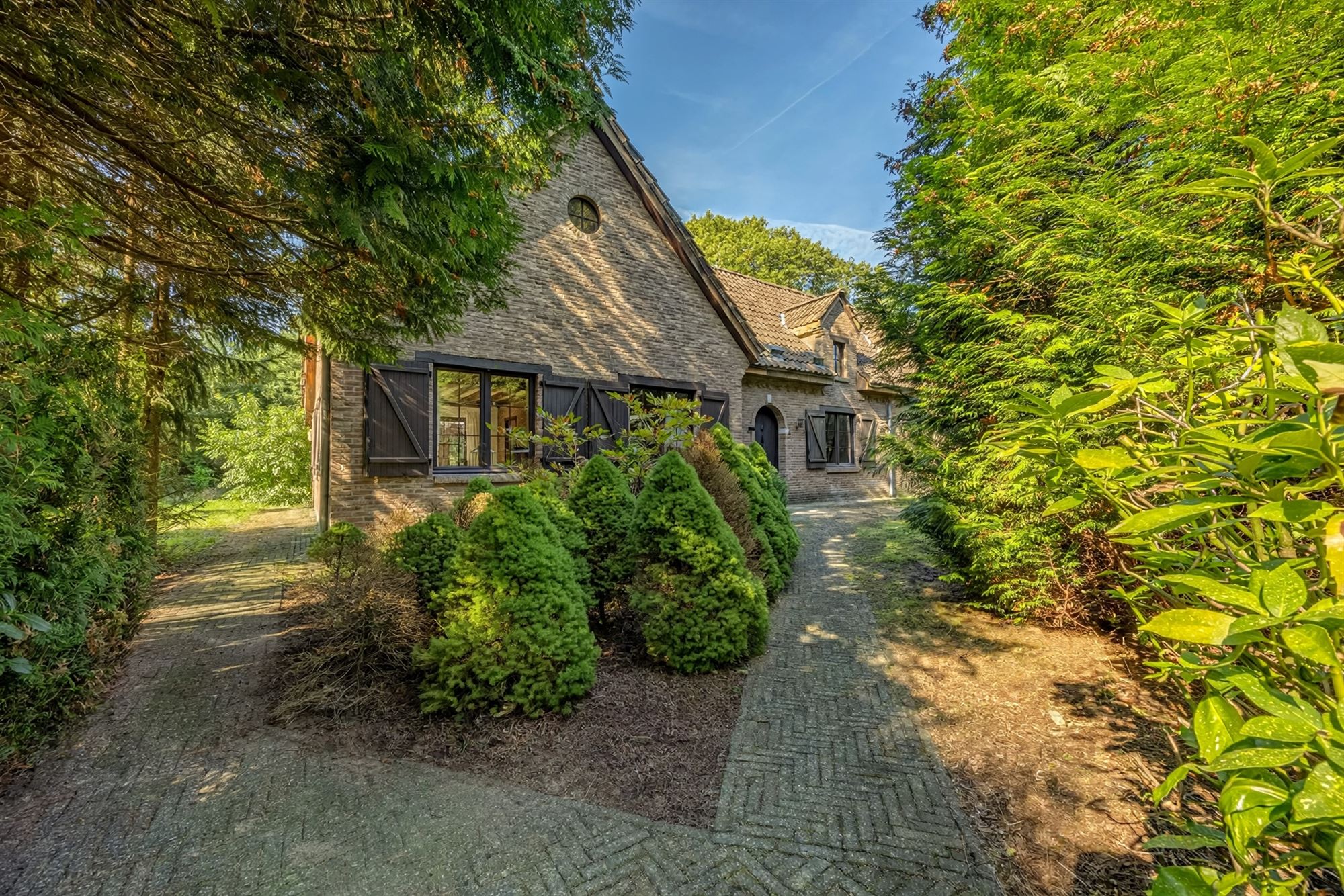 Ruime gezinswoning met uitbreidingspotentieel te Zoersel - foto 3