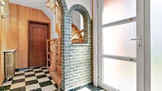 Immo3000 heeft een super toffe half open bebouwing te koop in het centrum van Linden.De woning is gelegen op een perceel van 550 m2 en is op enkele...