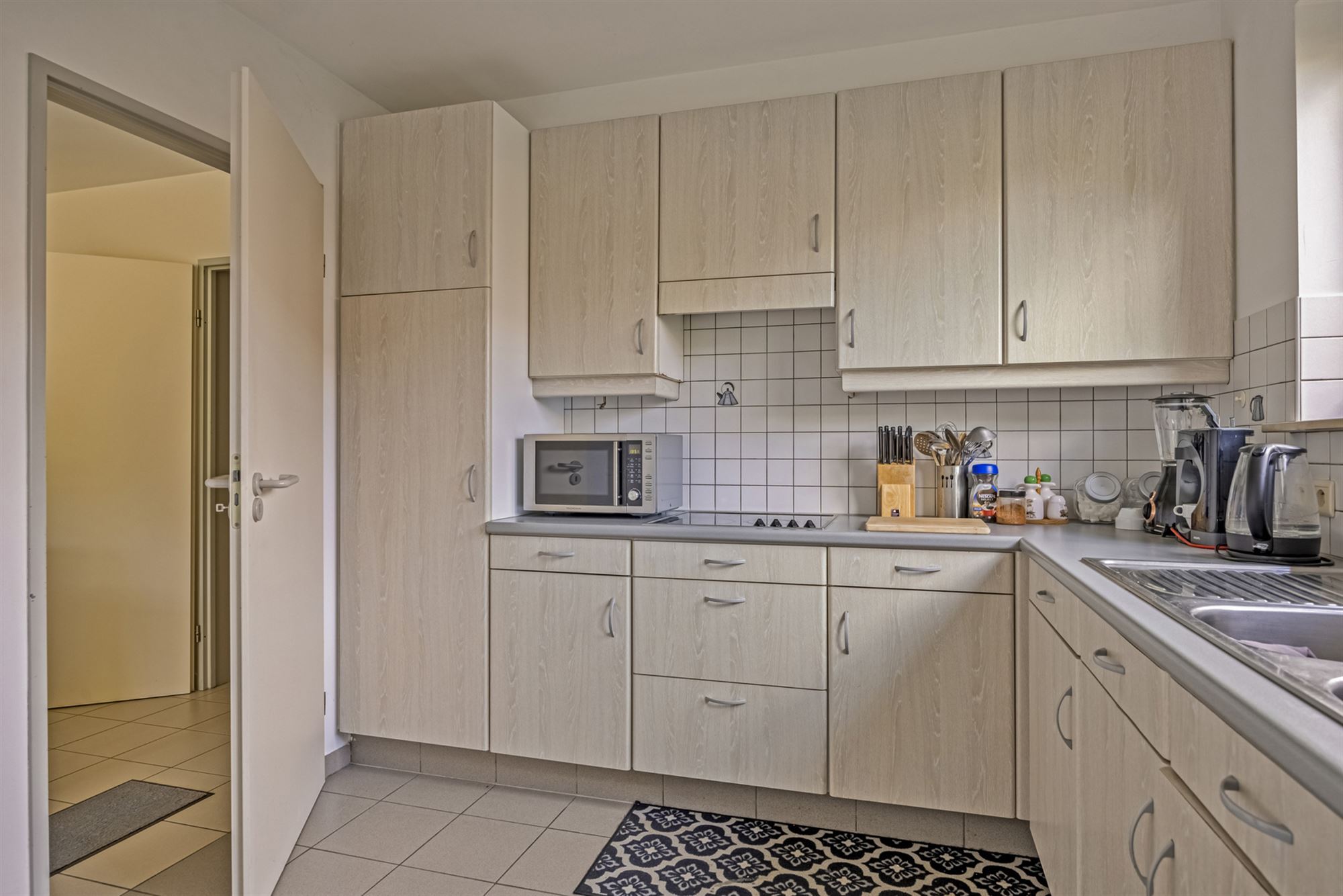 Glvrs 2-bedroom app LEFT - photo 4