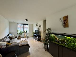 --vrij vanaf 01/06/2026--  Deze nieuwbouwwoning werd opgetrokken in 2021 in een rustige nieuwe woonwijk pal in het dorpscentrum van...