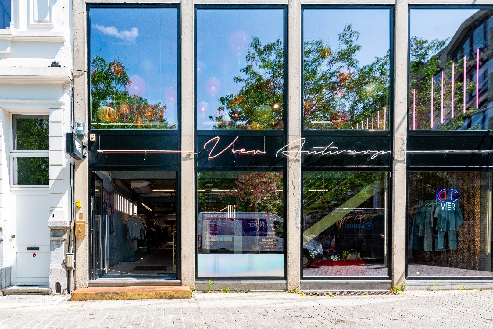 Commercial à louer à Anvers - photo 1