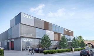 Nieuwbouw KMO-unit te koop met een oppervlakte van 230 m² en 2 privatieve parkeerplaatsen.<br />De loods maakt deel uit van het bedrijvenpark Buda, een modern KMO-park gelegen langs de Budasteenweg 26 in Machelen, op een strategische locatie vlakbij de Ring van Brussel (R0). Dit biedt uitstekende verbindingen naar zowel het centrum van Brussel als belangrijke autosnelwegen, ideaal voor bedrijven die mobiliteit en logistieke efficiëntie centraal stellen.<br /><br />Binnen het park kan een nieuwbouwproject van +/- 1.480 m² gerealiseerd worden, volledig op maat van de koper. Het gebouw biedt tal van mogelijkheden: het kan als één geheel worden ontwikkeld of opgesplitst worden in meerdere units, afhankelijk van de specifieke noden van de eindgebruiker. Hierdoor is het project geschikt voor zowel kleine als middelgrote bedrijven, actief in uiteenlopende sectoren. Daarnaast bestaat de mogelijkheid om een mezzanine toe te voegen, wat extra flexibiliteit biedt in het gebruik van de ruimte.<br /><br />De combinatie van flexibiliteit in bouwopties, een toplocatie vlakbij logistieke en economische hubs, en een aantrekkelijke, professionele omgeving maakt Bedrijvenpark Buda een uitstekende keuze voor groeiende ondernemingen.<br />Mogelijkheid tot aankopen van privatieve parkeerplaatsen. Ruime parkeermogelijkheid op het verharde terrein.<br /><br />Voor meer informatie, plannen of een vrijblijvend plaatsbezoek kan u terecht bij PANORAMA B2B op 02 540 20 20.