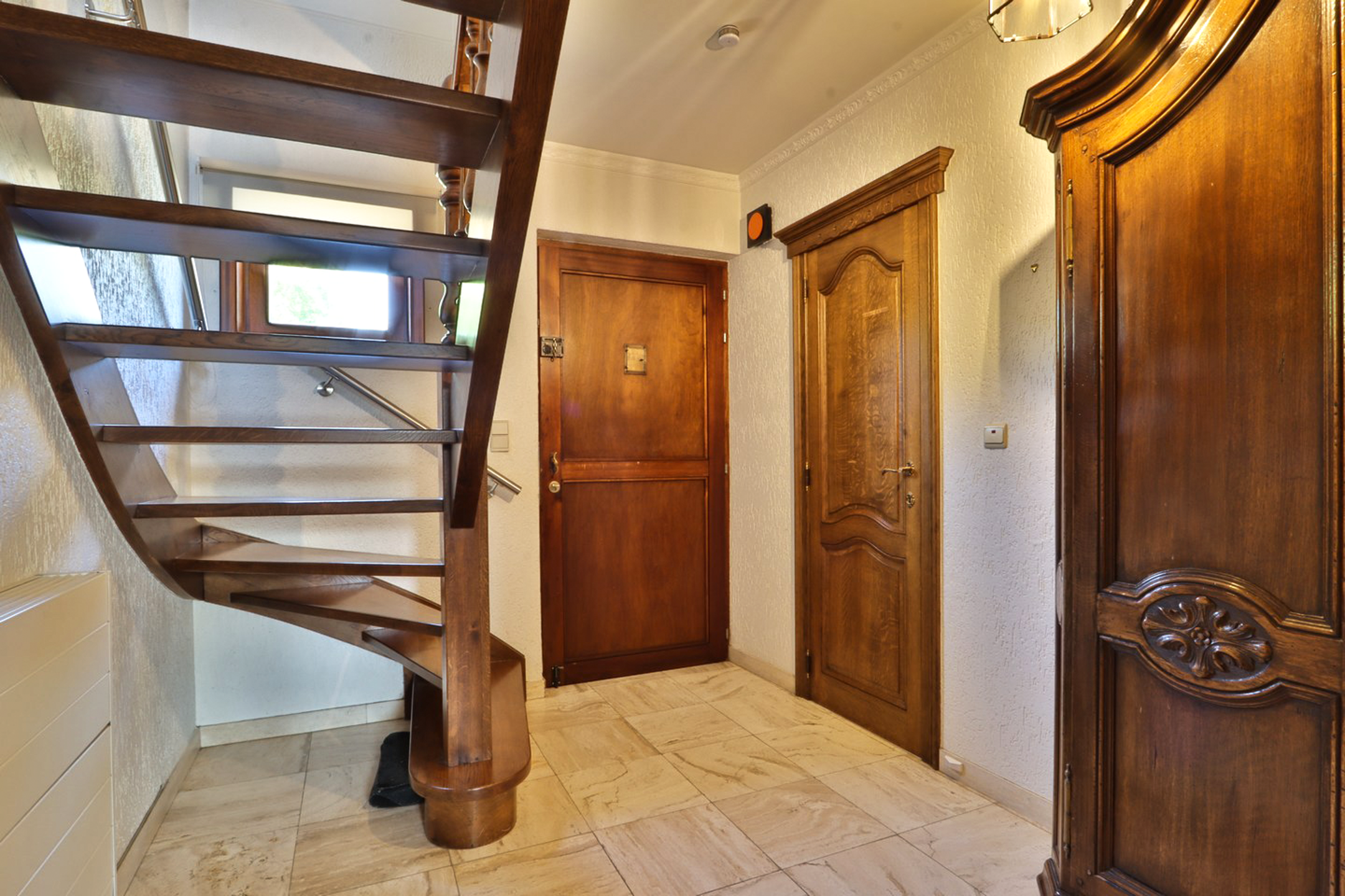 Charmante woning met 3 slpks, garage en Z-tuin op TOP-ligging - foto 4
