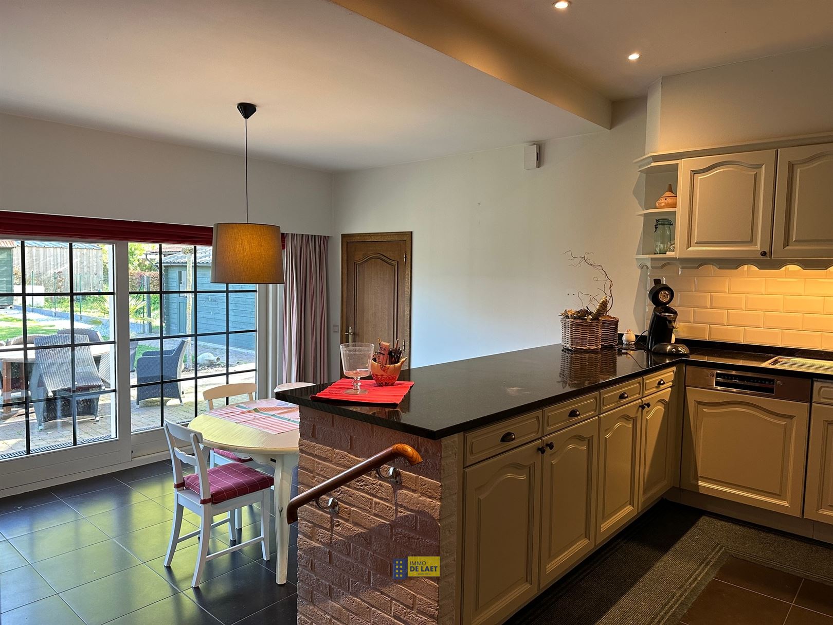 House for sale in Hoogstraten with 3 bedrooms - photo 2