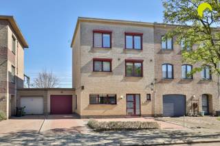 KIJKDAG OP ZATERDAG 25 APRIL - vooraf inschrijven verplicht: 03.449.42.41 - hallo@habicom.beBiedingen zijn mogelijk tot maandag 18u In de rustige,...