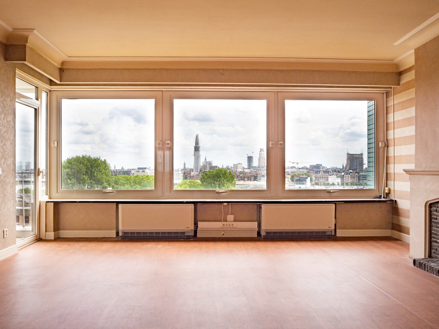 Appartement gelegen op de 9de verdieping - foto 1