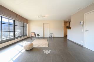 Dit appartement met één slaapkamer is gelegen op het eerste verdiep van residentie Canteclaer. Het appartement van 72 m² beschikt over een...