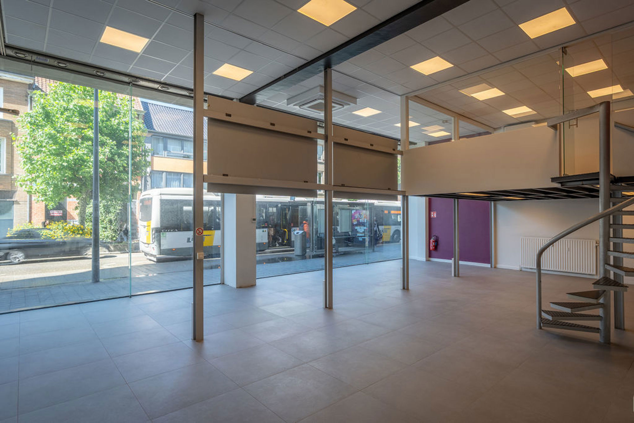 Commerciële ruimte op een zichtbare toplocatie in Turnhout - foto 4