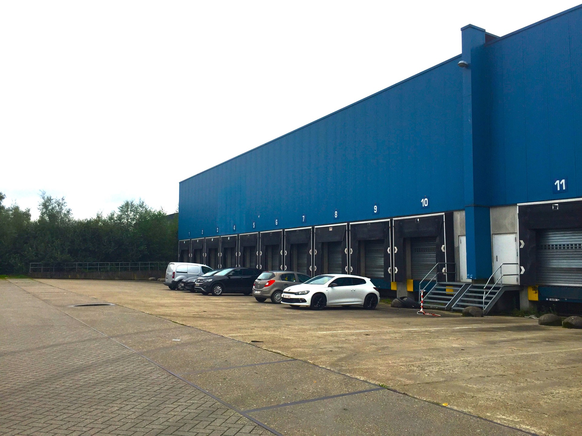 Magazijn unit 1 :  2.591m² te huur - foto 2