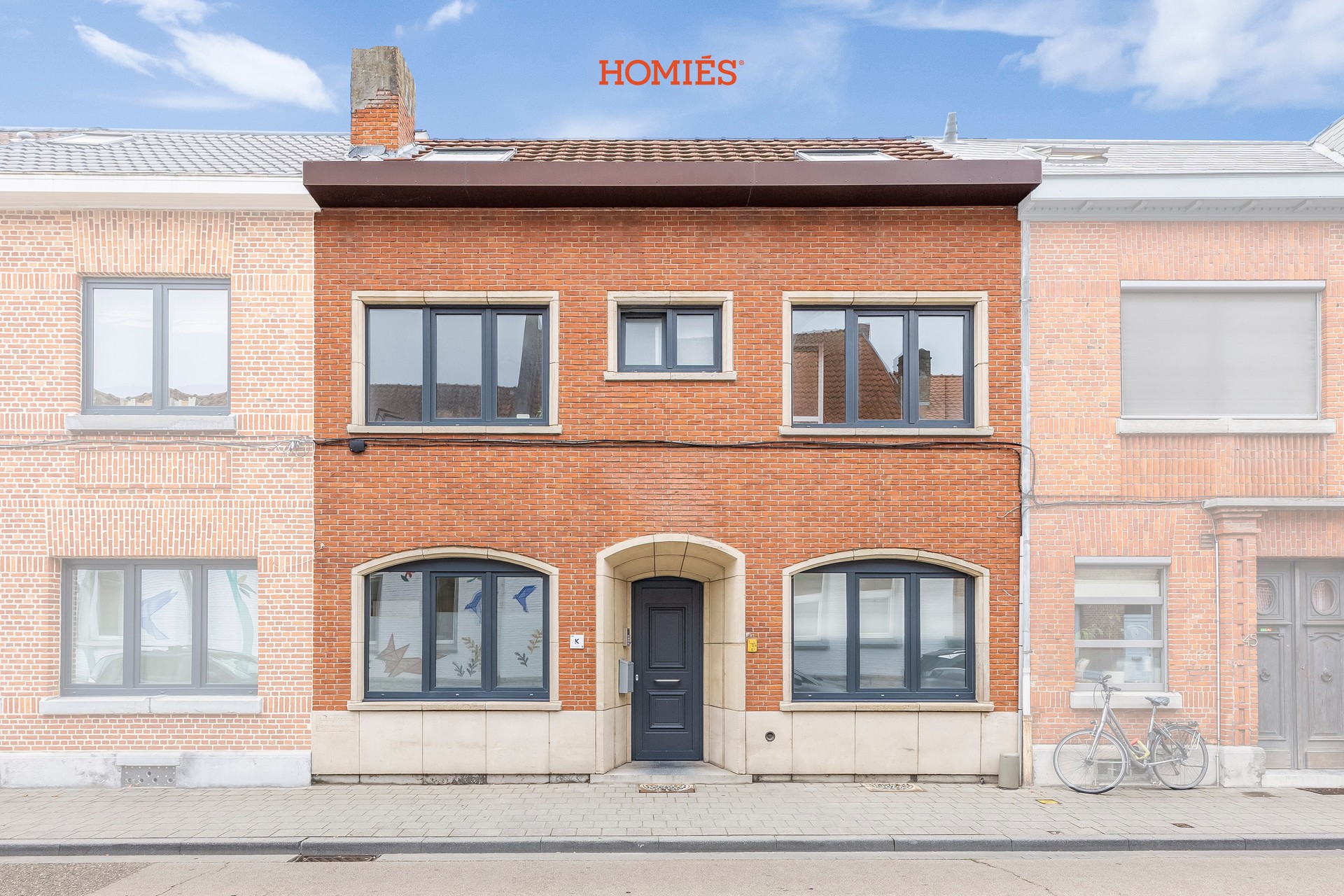 Gebouw met 6 studentenkamers te koop in Leuven - photo 1