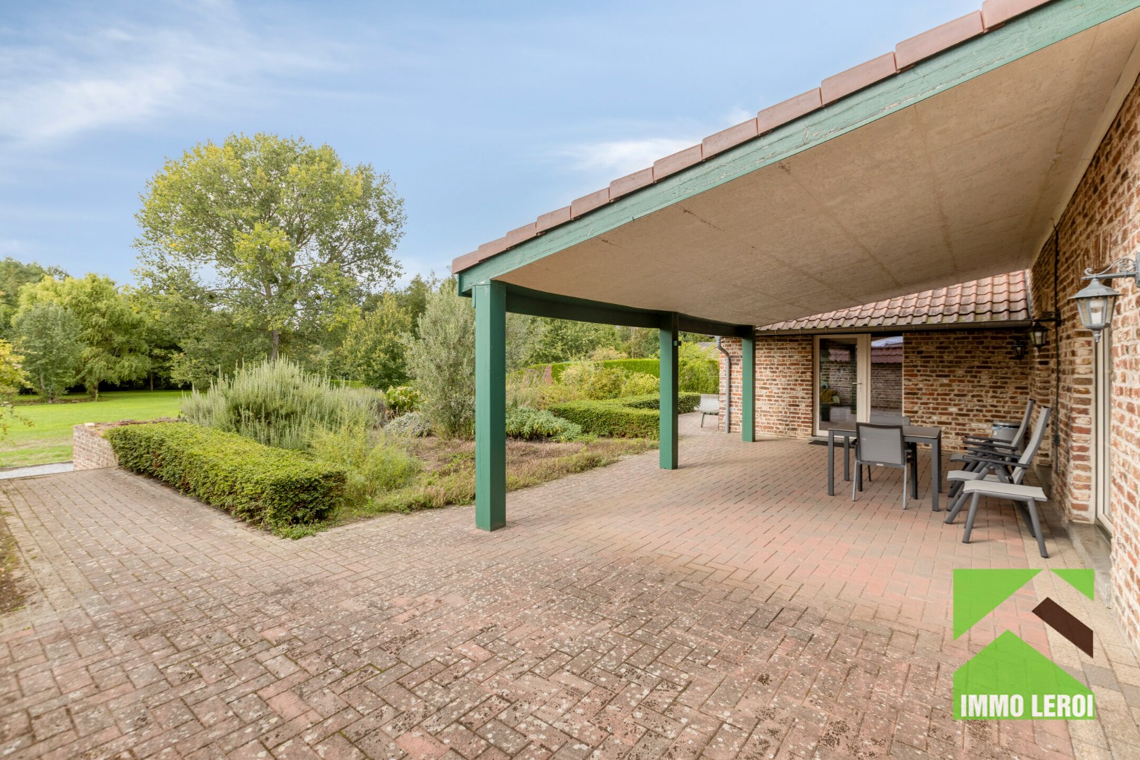 Karaktervolle villa op ruim perceel met prachtige tuin in Tongeren-Mal - foto 4