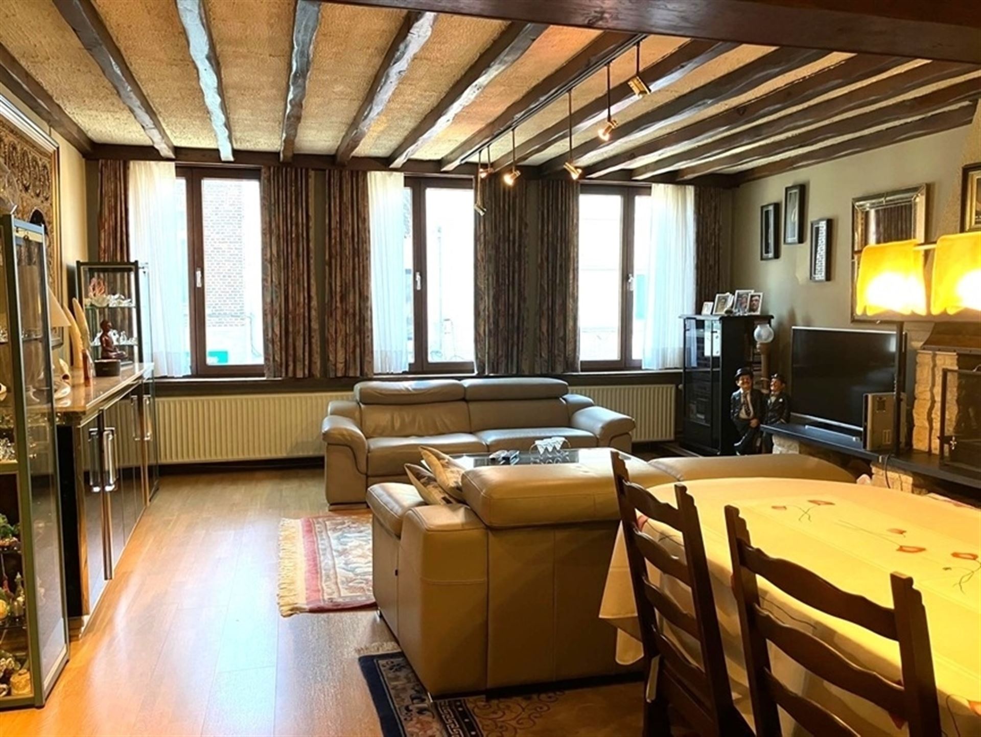 Commercieel gebouw - foto 1