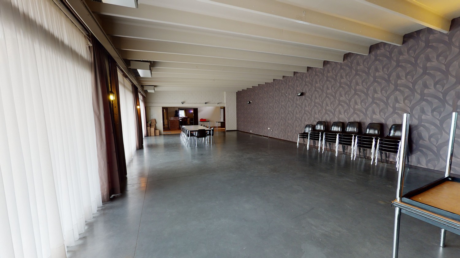 Ruime woonst/ handelszaak nabij centrum Zingem! - foto 5