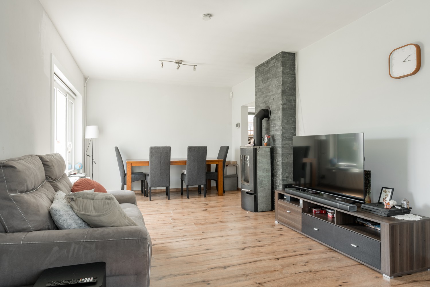 Instapklare, lichtrijke woning op toplocatie in Overpelt - foto 5