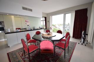 Stijlvol duplexappartement met panoramisch zicht in een verzorgd gebouw op 7+8 verdiepingMet mogelijkheid tot een dakterras van 40m²In een uiterst...