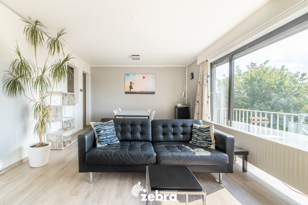 Goed onderhouden appartement met 3 slaapkamers in centrum Tielt! - foto 2