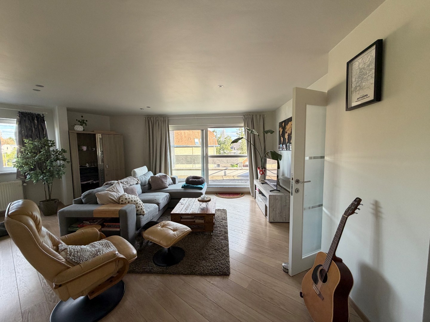 Ruim en lichtrijk dakappartement te Asper. - foto 5