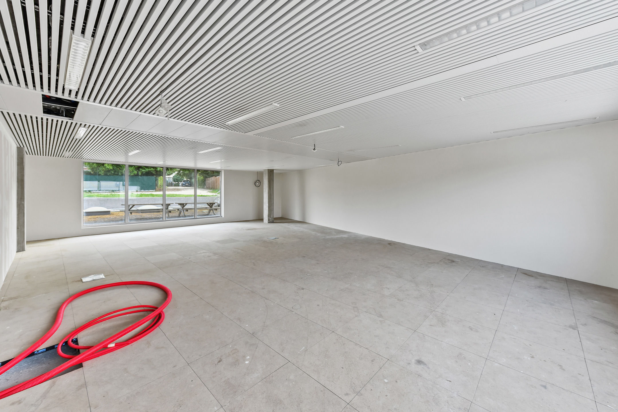 Kantoor van 100 m² – Onmiddellijk beschikbaar - foto 3