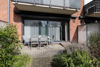 Appartement bien entretenu (86 m²) avec 2 chambres, garage et jardin orienté sud (100 m²) à Merksem. Ici, vous vivez dans un endroit central, à deux...