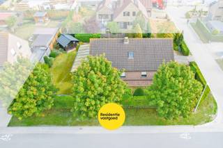 Charmante bungalow met 3 (mog. 4) slaapkamers in een rustige wijk en doodlopende straat van Nieuwpoort op 637m²In een rustige omgeving van Nieuwpoort...