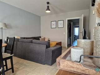 Gelijkvloers appartement met 2 slaapkamers, autostaanplaats en gezamenlijke fietsenberging vlak in het centrum van Arendonk.In het centrum van...