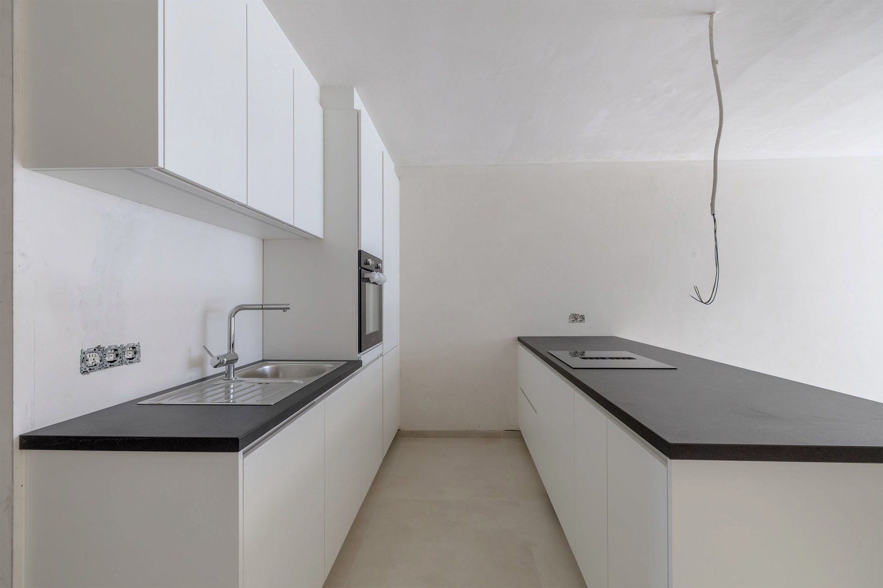 Gerenoveerde woning met 3 slpks, tuin en garage - foto 5
