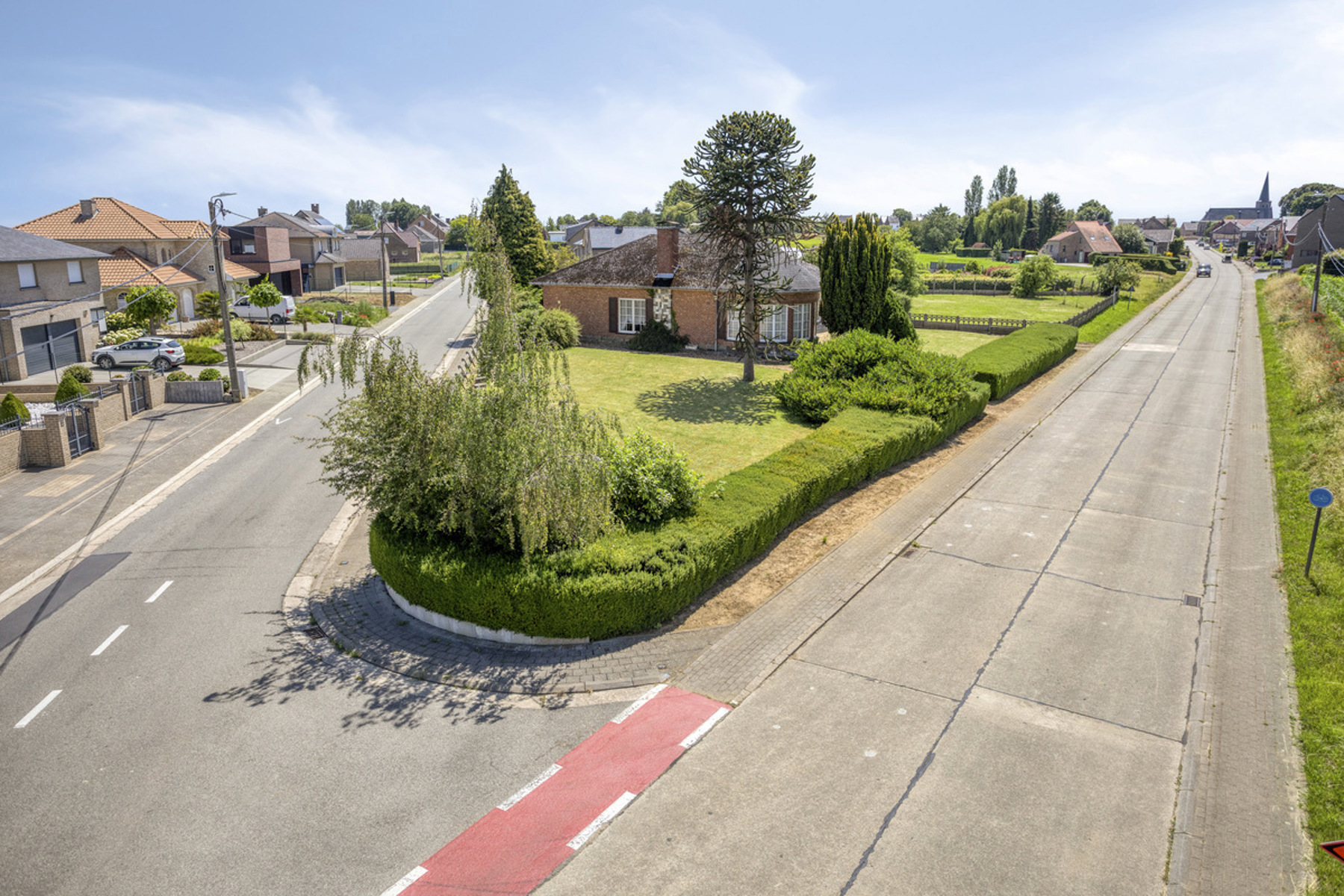Vrijstaande bungalow op ruim perceel met mogelijkheid tot extra bouwgrond - foto 4