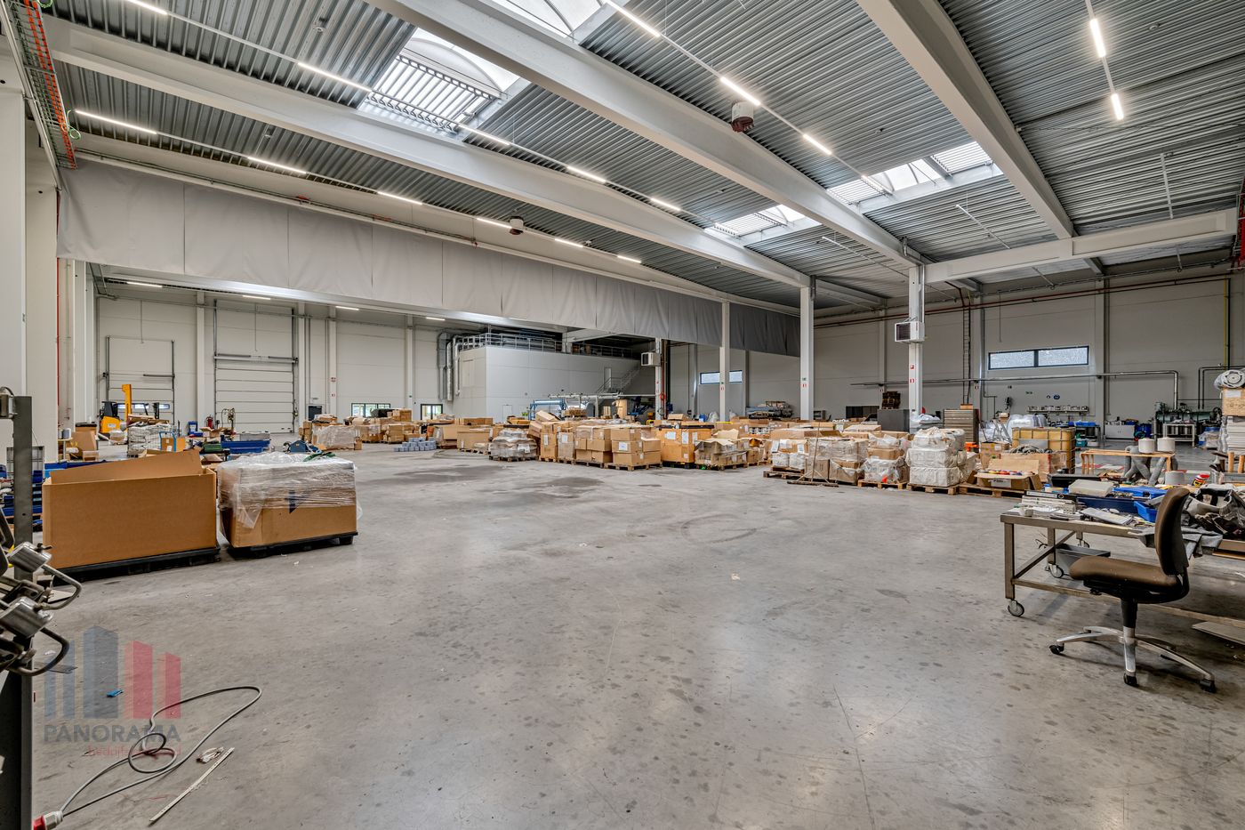KANTOOR VAN 972 m² MET OF ZONDER MAGAZIJNRUIMTE - photo 4