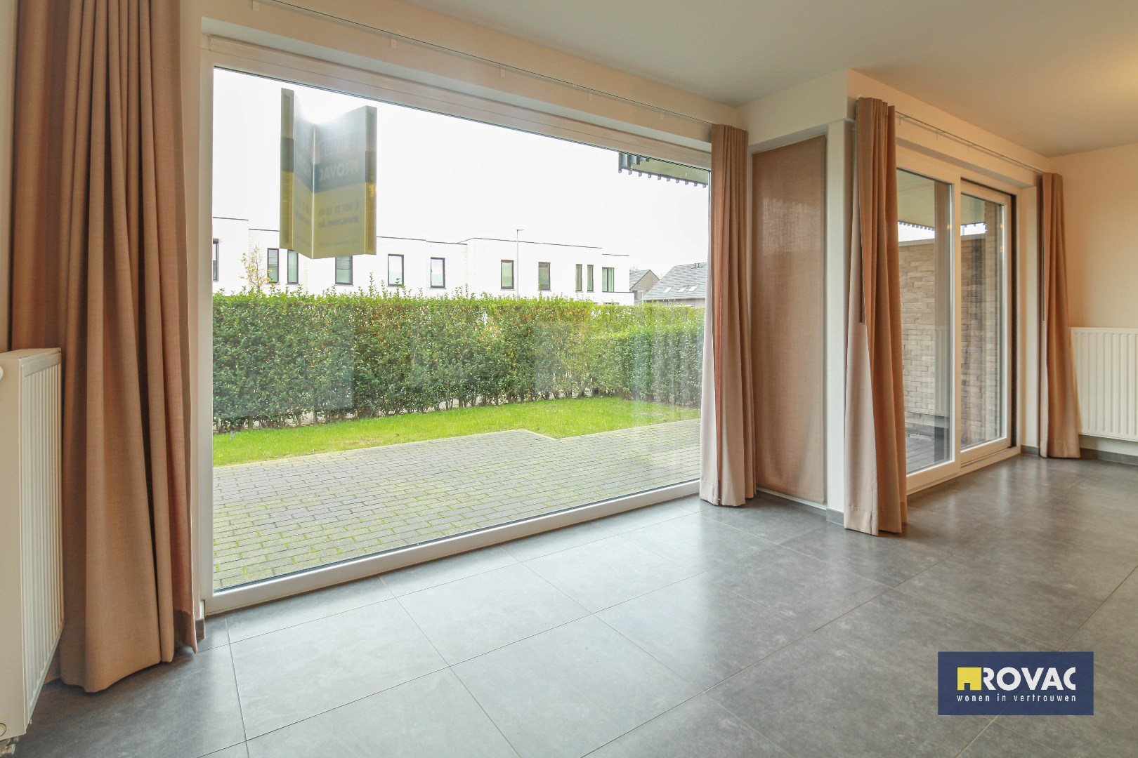 Gelijkvloers appartement met tuin en garage! - foto 5