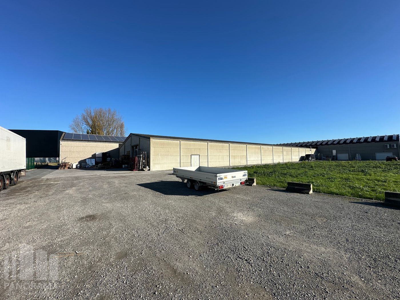 Bedrijfsgebouw te koop in Kuurne – 6.555 m² bedrijfsruimte op een terrein van 10.321 m² - foto 5