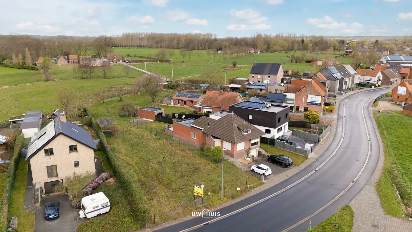 BOUWGROND VAN 763 M2 VOOR OPEN BEBOUWING OP UITSTEKENDE LOCATIE - foto 2