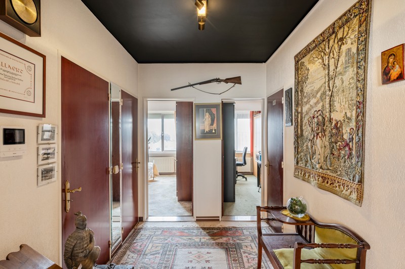 Licht en ruim 2-slaapkamer appartement met balkon - foto 4