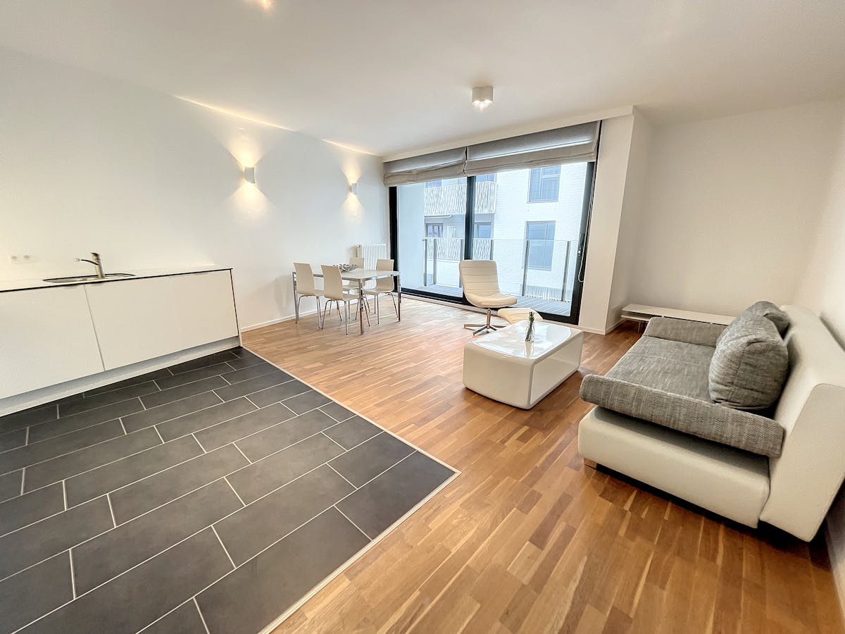 Apartment in Brussels near Rouppe and Sablon - photo 1