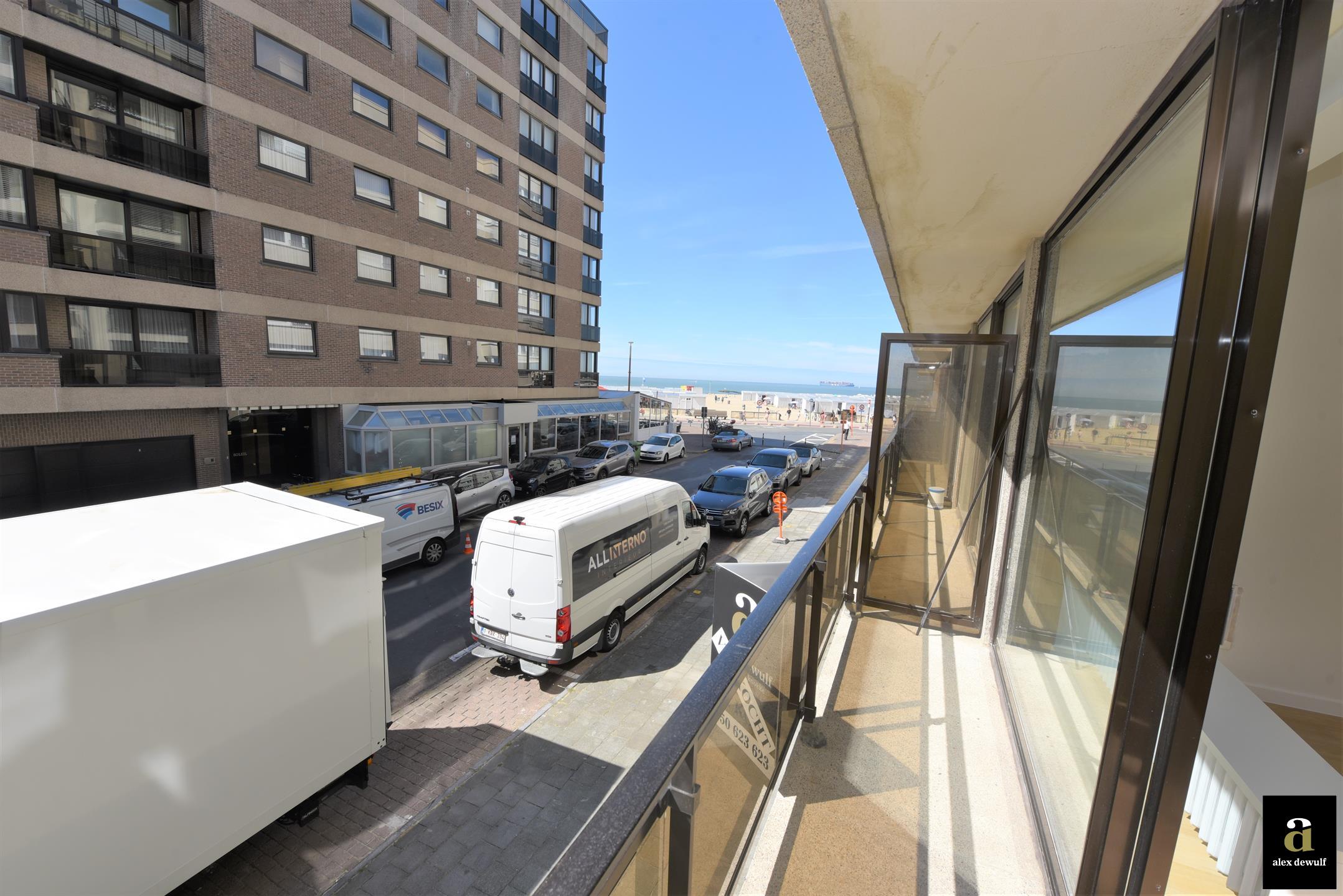 Apartment for rent in Knokke-Heist with 2 bedrooms - photo 4