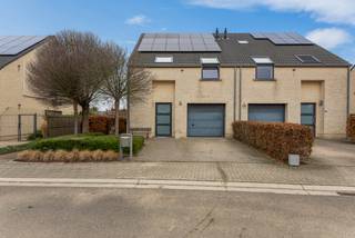 Instapklare gezinswoning in doodlopende straat