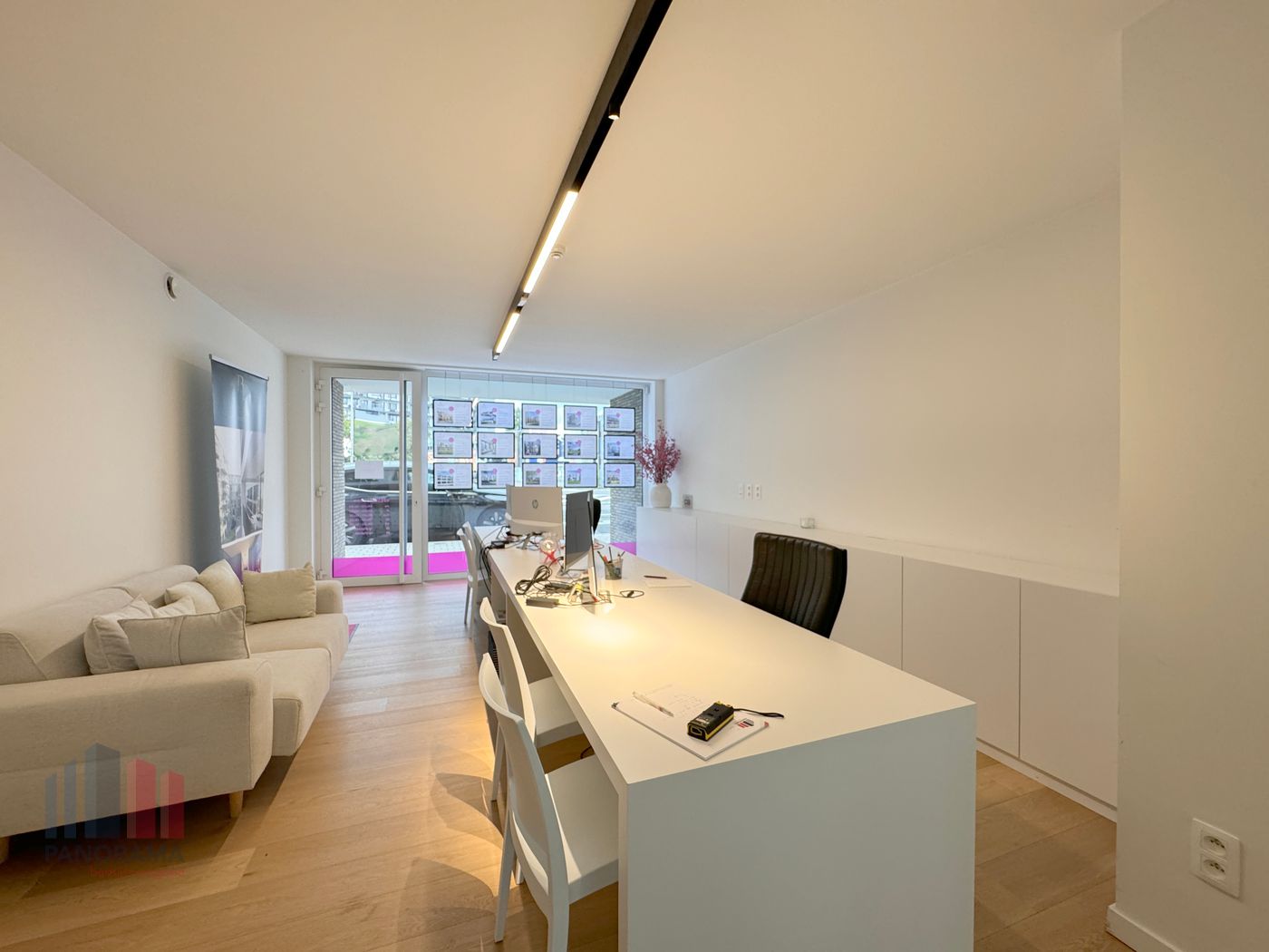 MODERNE KANTOORRUIMTE NABIJ HET CENTRUM VAN ROESELARE - photo 2