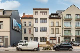 Découvrez ce charmant appartement compact sur Oudebareellei à Merksem, où le confort de vie et l'excellente situation vont de pair. La situation...