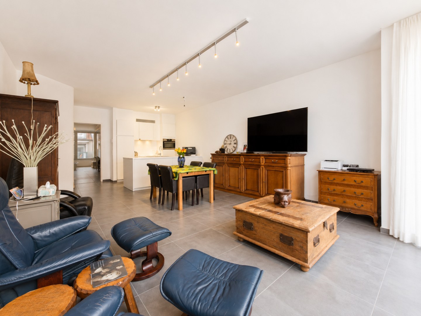 Appartement récent avec 2 chambres à coucher dans un emplacement de premier choix en plein cœur de Knokke. - photo 2