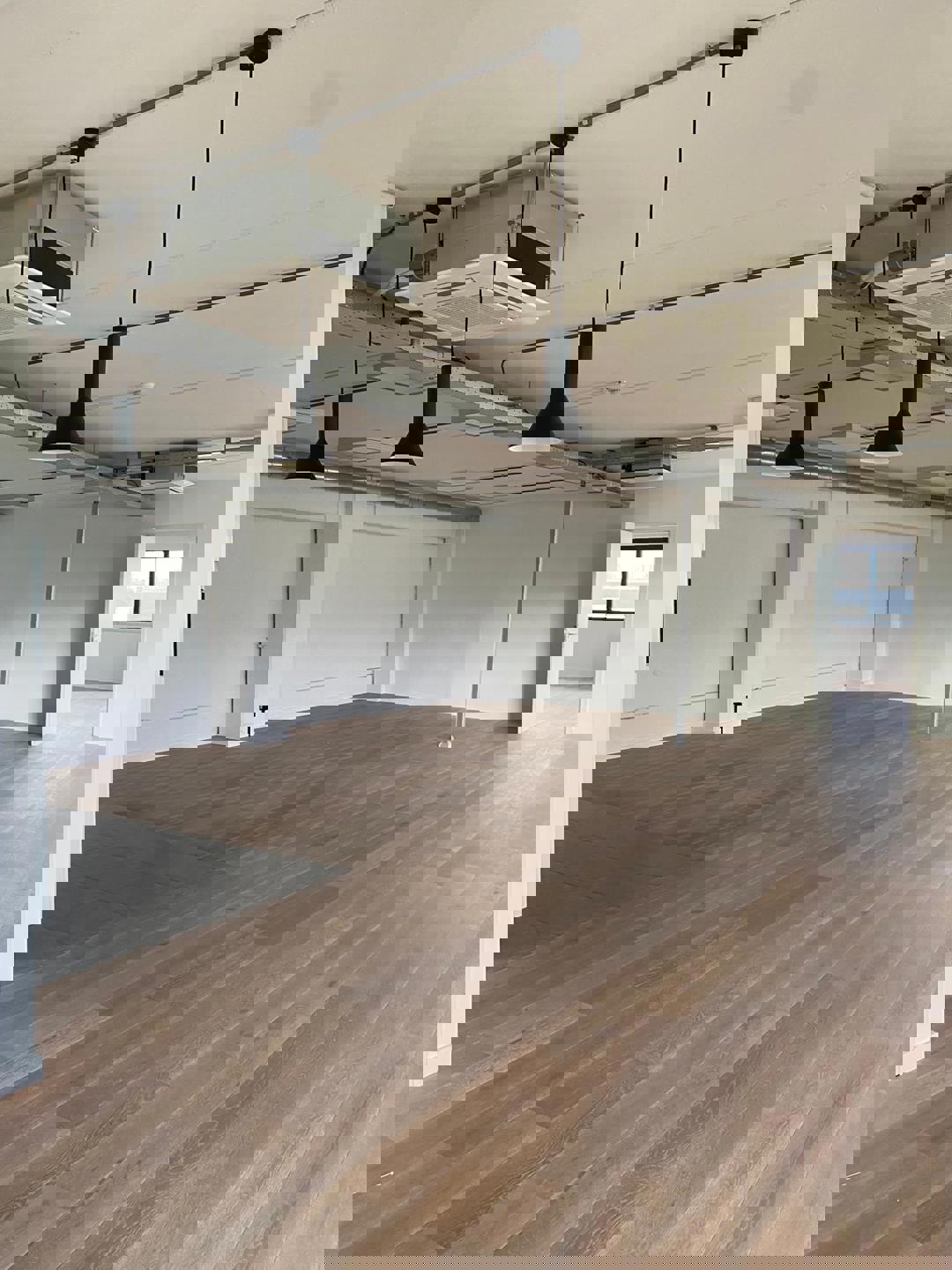 Kantoren 190m² te huur links 2de verdiep - foto 5