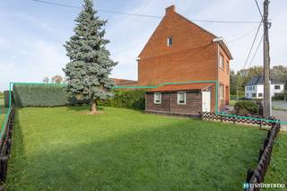 BOUWGROND VOOR HALFOPEN BEBOUWING IN KORTESSEM*** Bekijkt U deze bouwgrond via een aanverwante website? Surf dan naar...